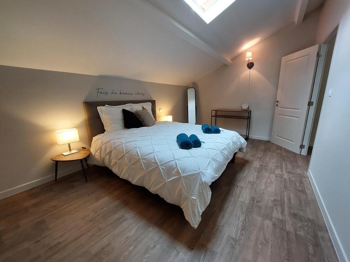 "Le Petit Bonheur" Gite Van 4 Tot 12 Personen Met Prive Vijver Van 2Ha Maisonnais-Sur-Tardoire エクステリア 写真